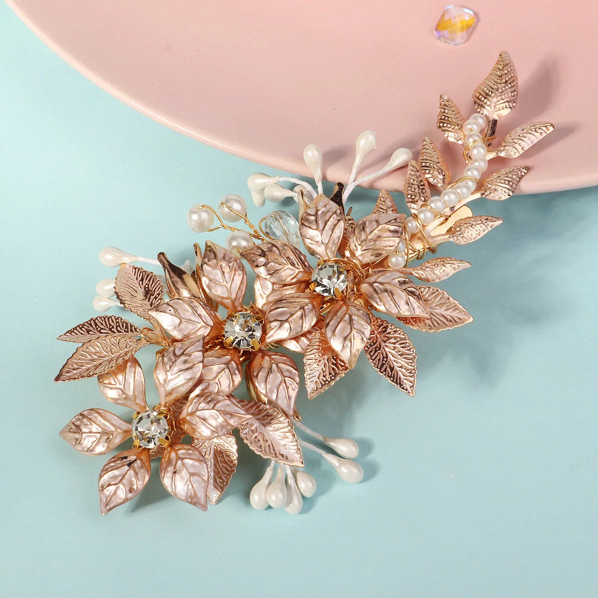 Europe and the United Handmade Flower Headdress Hairpin Female Bridal Wedding Hair Accessories Alloy Leaf Duckbill Clip