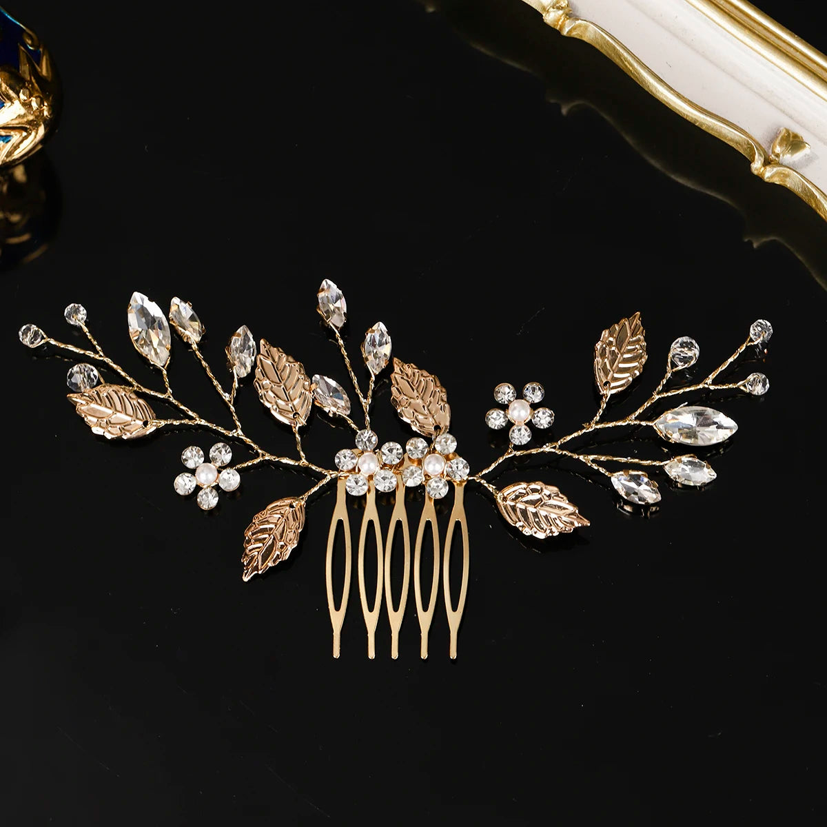 Fashion Leaf Crystal Pearl Flower Hair Comb Simple Women's Hair Clips Bridal Wedding Headpieces Jewelry Hair Accessories