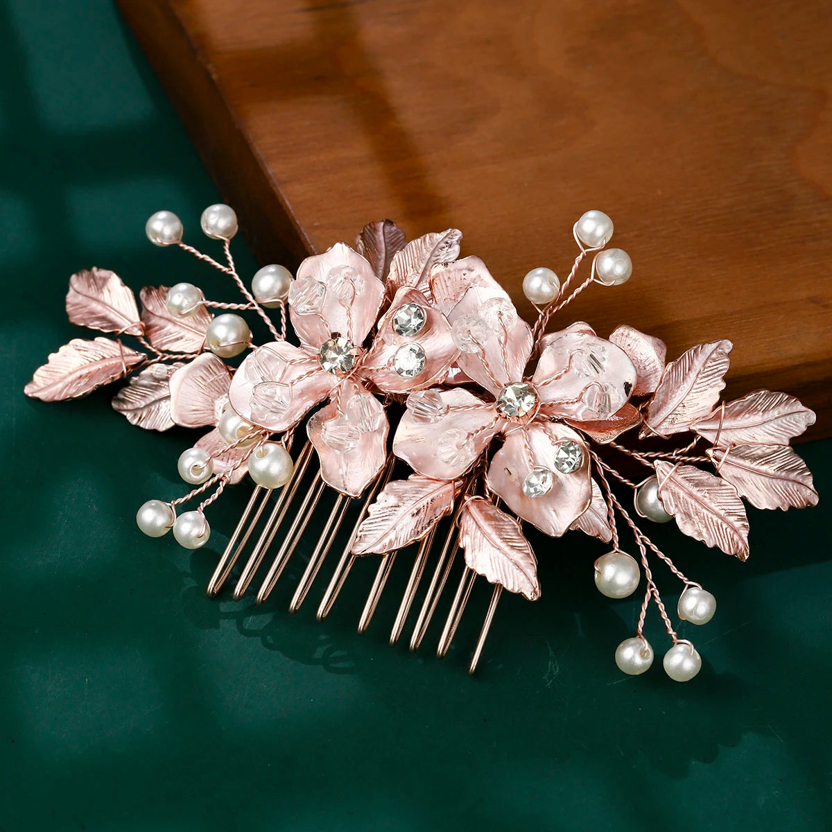 Fashion Metal Blade Bridal Hair Comb Pearl Rhinestone Hairpins Handmade Bangs Side Hair Clip Wedding Jewelry Hair Accessories