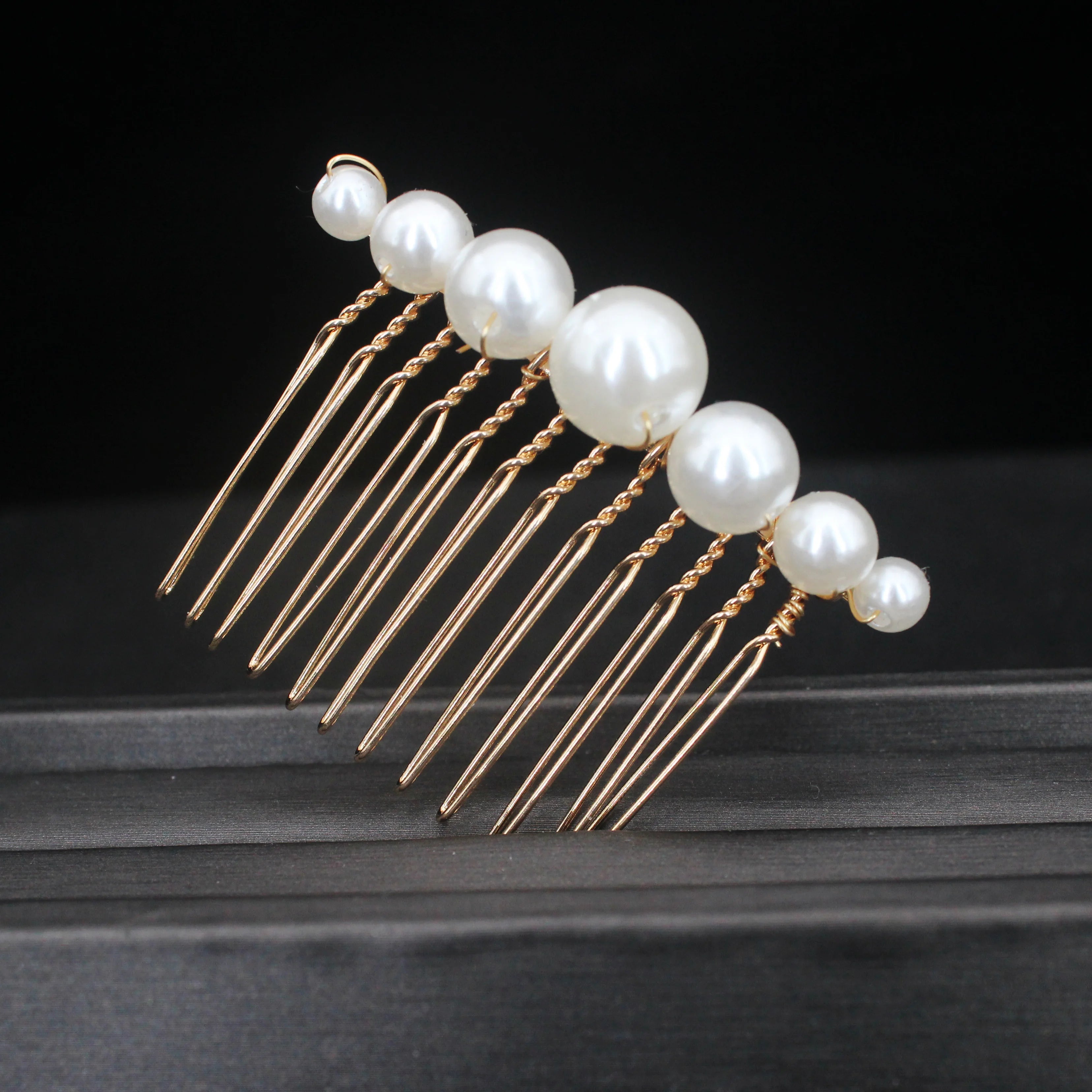 Wedding Hair Accessories Leaf Hair Clips for Women Fashion Crystal Bride Headdress Hairpin Crystal Hair Combs Girls Jewelry Gift
