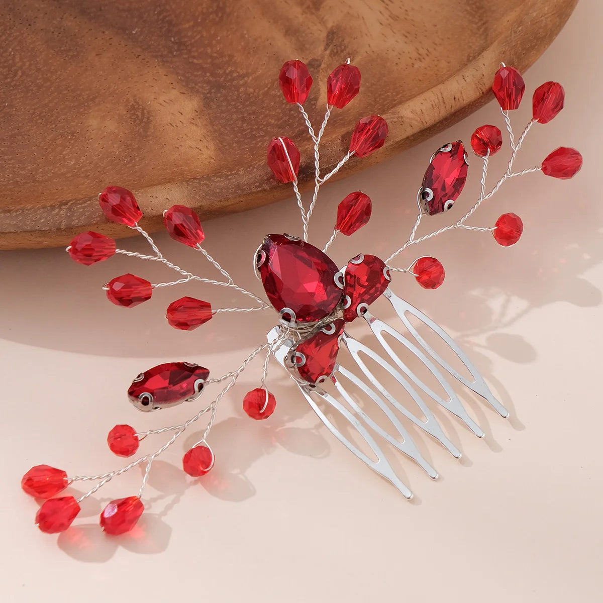 Crystal Beaded Metal Hair Comb Handmade Bridal Wedding Hair Accessories Headpieces Delicate Hairpin Jewelry for Women as A Gift