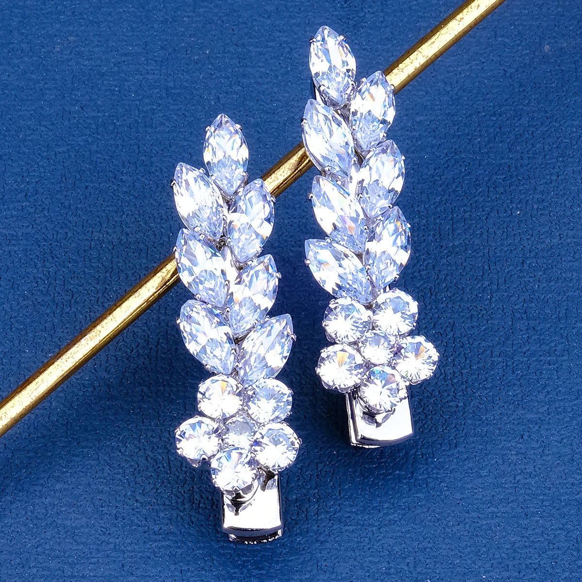 Silver Sparkling Zirconia Hair Clips Leaf Petal Alloy Hair Clip For Women Opening Ceremony Headpiece Hair Accessories