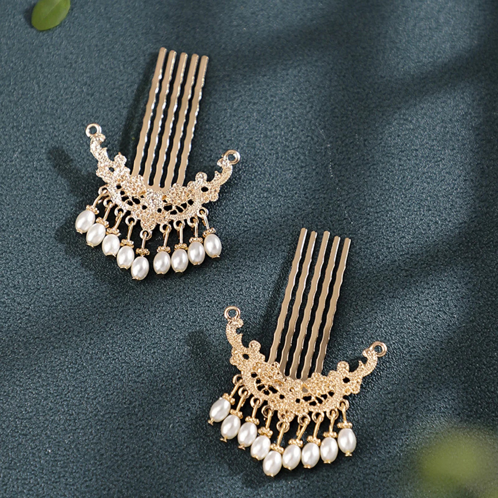 1 Pair Retro Chinese Style Hair Jewelry Gold Color Metal Hair Combs Pearls Pendant Decor Women Girls Hanfu Dress Party Hairpins