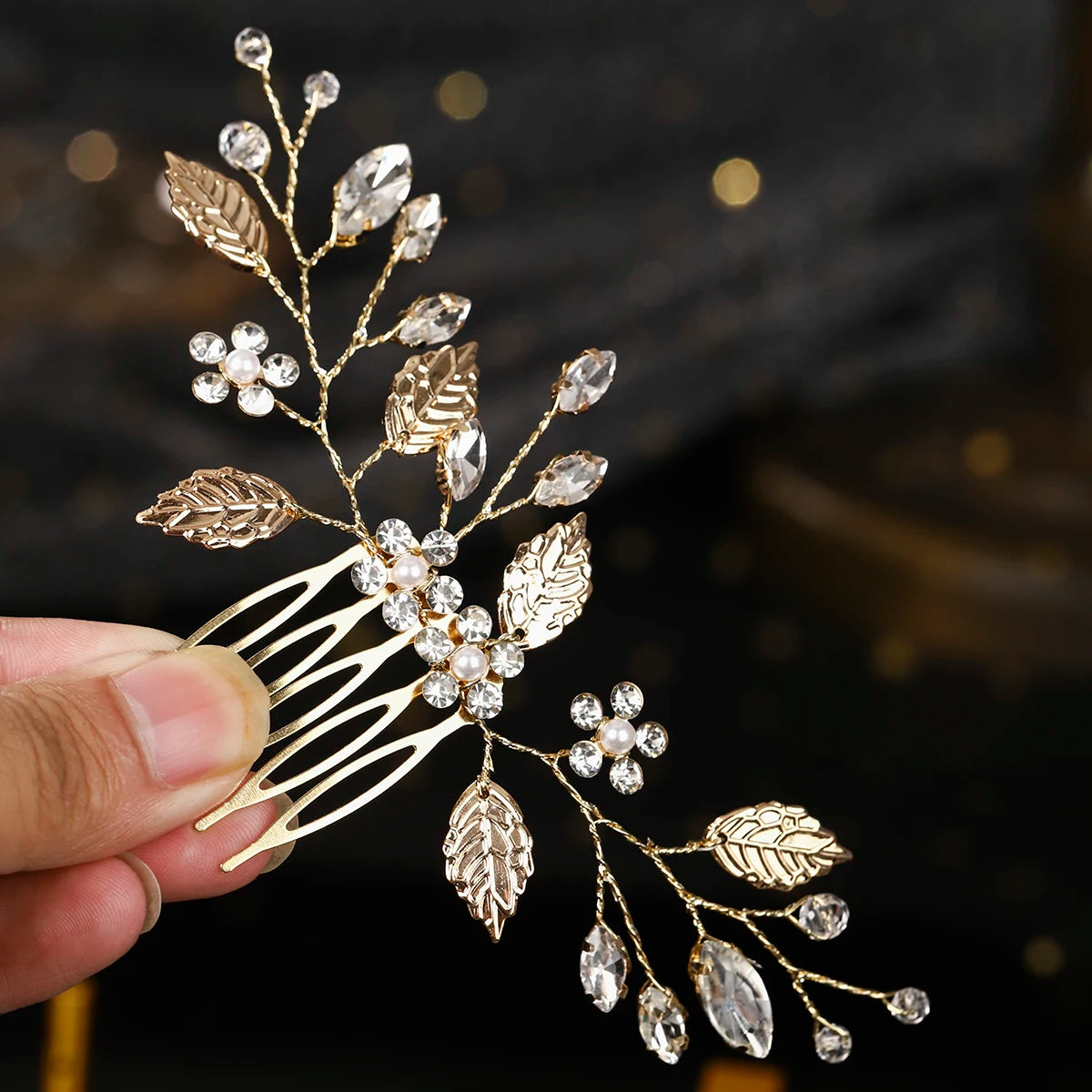Fashion Leaf Crystal Pearl Flower Hair Comb Simple Women's Hair Clips Bridal Wedding Headpieces Jewelry Hair Accessories