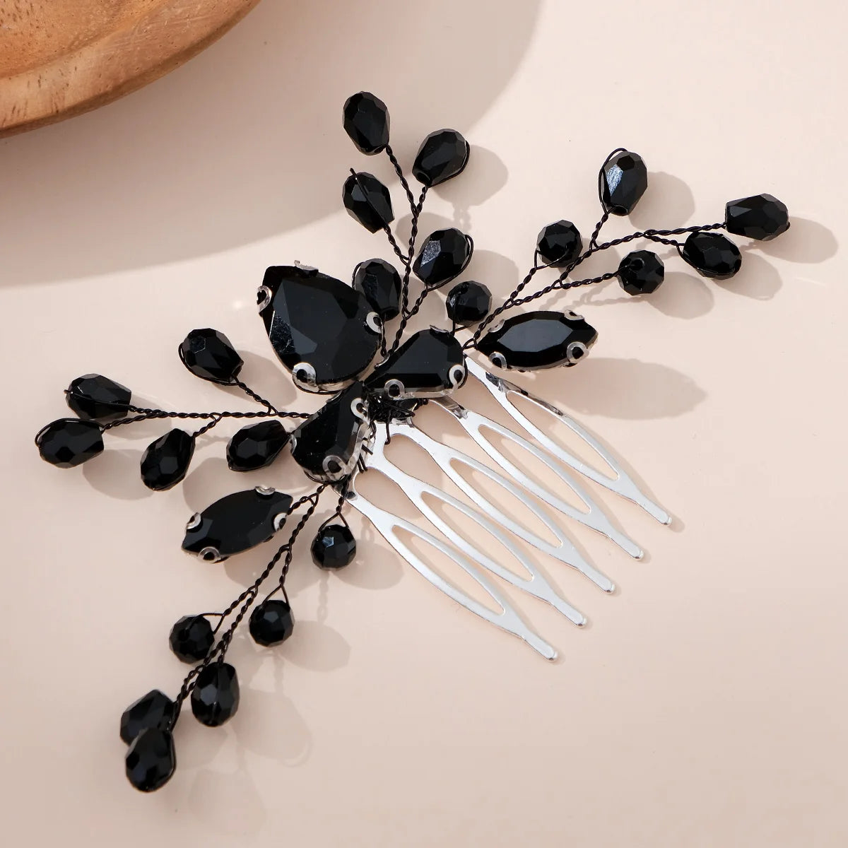 Crystal Beaded Metal Hair Comb Handmade Bridal Wedding Hair Accessories Headpieces Delicate Hairpin Jewelry for Women as A Gift